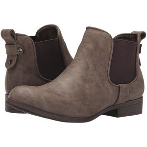Steve Madden Boots